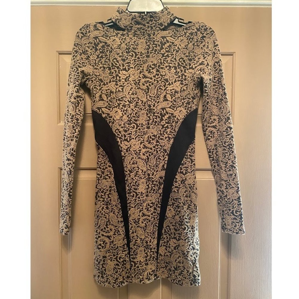 Free People keyhole back dress size XS